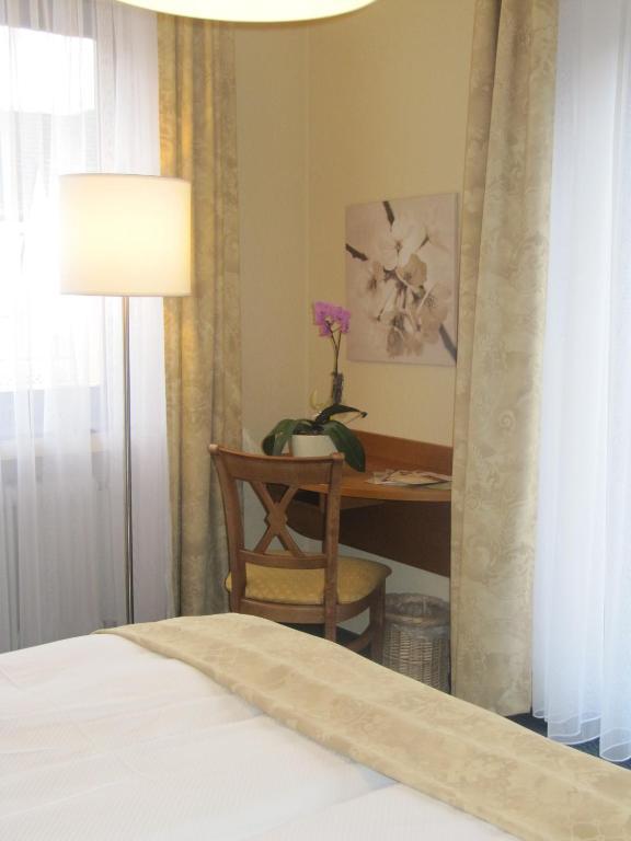 Gasthaus Assenmacher Hotel Altenahr Quarto foto